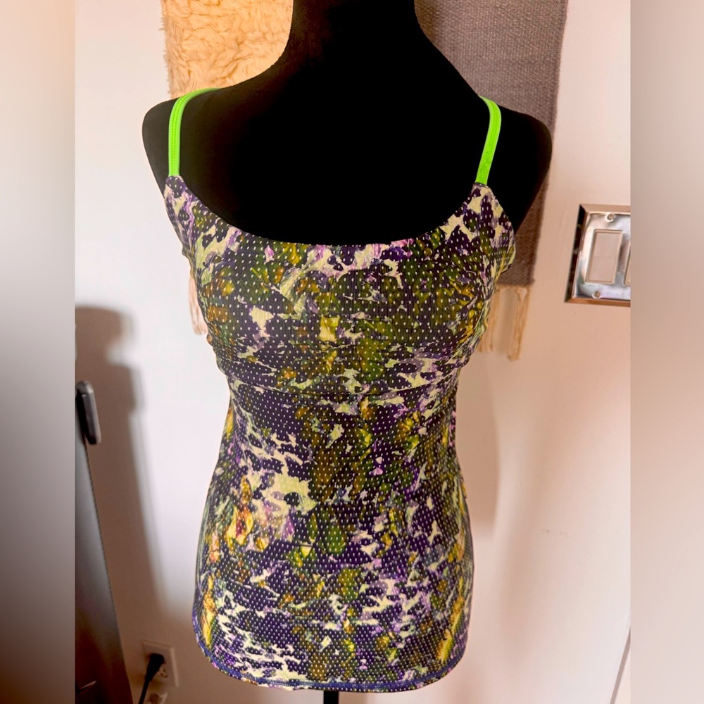 GUC Lululemon strappy tank